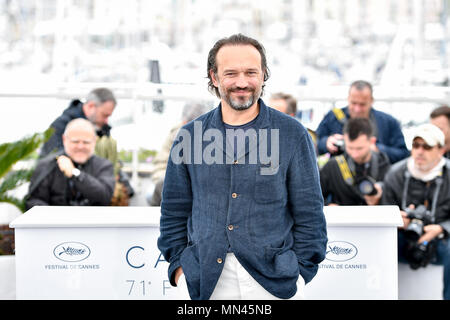 Cannes, Cannes International Film Festival in Cannes. 14 Mai, 2018. Schauspieler Vincent Perez der französischen Film in Special Screening, "Cyrano de Bergerac", stellt bei einem Fotoshooting für die 71. Internationalen Filmfestspiele von Cannes in Cannes, Frankreich am 14. Mai 2018. Die 71. Internationalen Filmfestspiele von Cannes ist von 8. Mai bis 19. Mai statt. Credit: Chen Yichen/Xinhua/Alamy leben Nachrichten Stockfoto