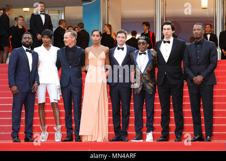 Cannes, Frankreich. 14 Mai, 2018. (L - R) Damaris Lewis, Jasper Paakkonen, John David Washington, Laura Harrier, Topher Grace, Regisseur Spike Lee, Adam Treiber und Corey Hawkins im 'Blackkklansman 'Premiere während der 71St Cannes Film Festival im Palais des Festivals am 14. Mai 2018 in Cannes, Frankreich. Quelle: John Rasimus/Medien Punch *** FRANKREICH, SCHWEDEN, NORWEGEN, DENARK, Finnland, USA, Tschechische Republik, SÜDAMERIKA NUR*** Stockfoto