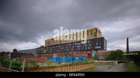 Oblique Hebung über Parkplatz. Chips, Manchester, Vereinigtes Königreich. Architekt: Alsop, 2012. Stockfoto