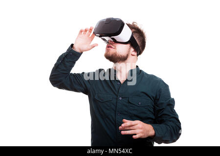 Junge Mann erleben virtuelle Realität für die erste Zeit Stockfoto
