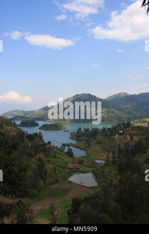 Ruandische Landschaft - Twin Lakes von Burera und Ruhondo Stockfoto