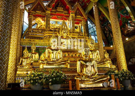 Ubon Ratchathani, Thailand - 1. Januar 2016: Thailändischer Kunst in Pagode am Phrathat Nong Bua Tempel in Ubon Ratchathani, Thailand am 1. Januar 2016 Stockfoto