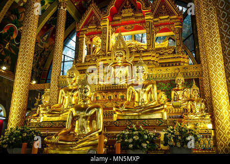 Ubon Ratchathani, Thailand - 1. Januar 2016: Thailändischer Kunst in Pagode am Phrathat Nong Bua Tempel in Ubon Ratchathani, Thailand am 1. Januar 2016 Stockfoto