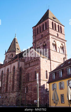 Kirche des hl. Thomas, bekannt als der protestantischen Kathedrale, die romanische und gotische Kirche in Straßburg, Elsass, Frankreich Stockfoto