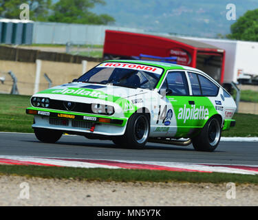 Paul Clayson, Alfa Romeo GTV 6, historische Tourenwagen Challenge, Tony Dron Trophäe, Donington historische Festspiele, 2018, Rennsport, Motorsport, motorsp Stockfoto