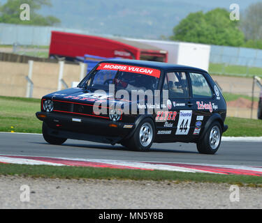 Jim Morris, Tom Shephard, Volkswagen Golf GTi Mk1, historische Tourenwagen Challenge, Tony Dron Trophäe, Donington historische Festspiele, 2018, laufender Motor, Stockfoto