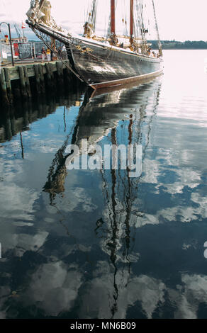 Das Bluenose II im Hafen von Halifax, Nova Scotia. Stockfoto