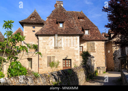 Frankreich, Lot, Haut Quercy, Dordogne Tal, Carennac, beschriftet Les Plus beaux villages de France (Schönste Dörfer Frankreichs), traditionelle h Stockfoto