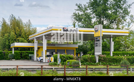 ENI Tankstelle. ENI ist die Italienische multinationalen Öl- und Gasunternehmen mit Sitz in Rom. Stockfoto