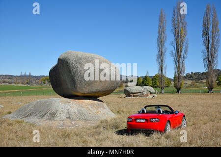 2006 NC-Mazda MX-5 oder miata in Stonehenge in der Nähe von Glen Innes in keltisches Land, New South Wales, Australien Stockfoto