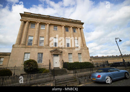 Nummer 30 End House in Apartments Royal Crescent Wohnstraße georgianischen Häusern Badewanne England UK split Stockfoto