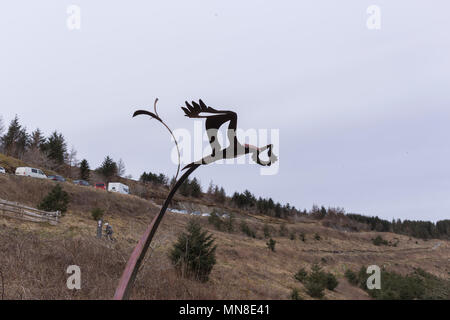 Red Kite Skulptur Nant yr Arian Stockfoto