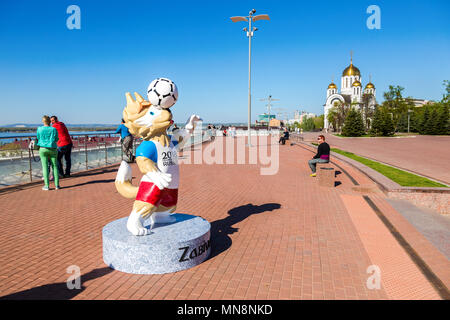 Samara, Russland - 13. Mai 2018: Wolf Zabivaka, offizielles Maskottchen der FIFA WM 2018 die Herrlichkeit Platz im sonnigen Tag Stockfoto