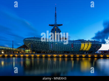 Klimahaus Bremerhaven - Bremerhaven. Atlantic Hotel Sail City. Stockfoto