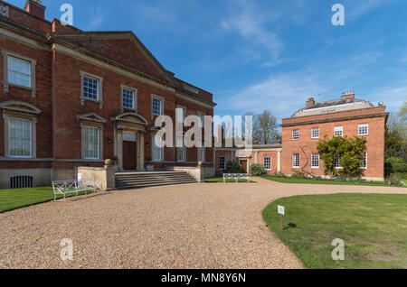 Kelmarsh Hall, ein Herrenhaus aus dem 18. Jahrhundert nach den Plänen des Architekten James Gibbs, Northamptonshire, Großbritannien Stockfoto