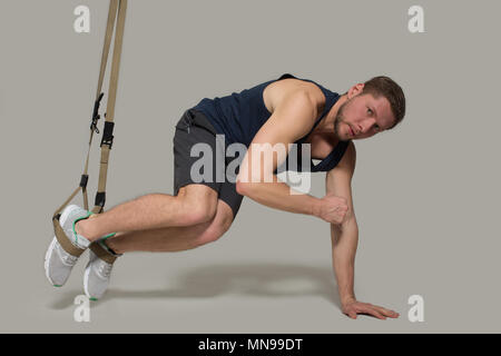 TRX bodybuilder Training Stockfoto