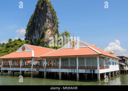 Regierung Gehäuse- und Bergdorf Koh Panyee. Thailand Stockfoto