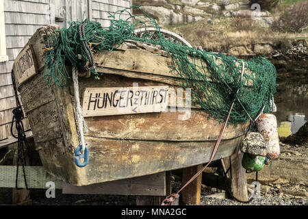 Altes Fischerboot namens "Hunger und Durst" bei Peggy's Cove, Nova Scotia, Kanada. Stockfoto