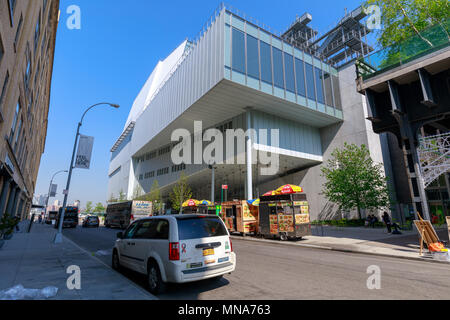 New York, Vereinigte Staaten - 9. Mai 2018: Das Whitney Museum der amerikanischen kunst. Das Museum ist am 20. und 21. Jahrhunderts amerikanische Art. Stockfoto