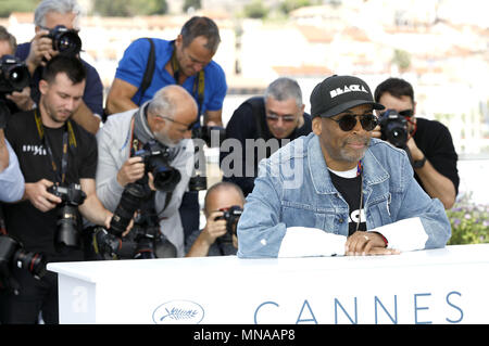 Cannes, Frankreich. 15 Mai, 2018. Spike Lee an der 'BlacKkKlansman' Fotoshooting während der 71St Cannes Film Festival im Palais des Festivals am 15. Mai 2018 in Cannes, Frankreich | Verwendung weltweit Quelle: dpa/Alamy leben Nachrichten Stockfoto