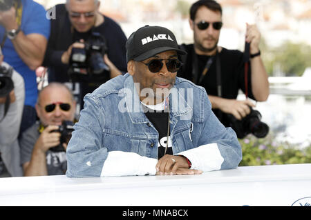 Cannes, Frankreich. 15 Mai, 2018. Spike Lee an der 'BlacKkKlansman' Fotoshooting während der 71St Cannes Film Festival im Palais des Festivals am 15. Mai 2018 in Cannes, Frankreich | Verwendung weltweit Quelle: dpa/Alamy leben Nachrichten Stockfoto