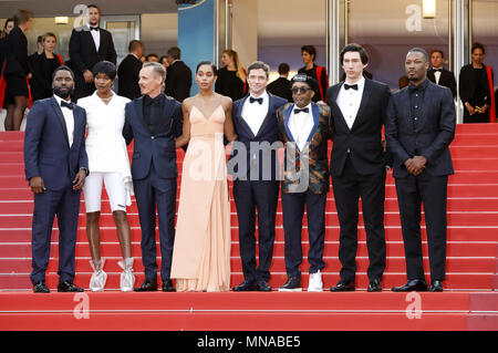 Cannes, Frankreich. 14 Mai, 2018. John David Washington, Damaris Lewis, Jasper Paakkonen, Laura Harrier, Topher Grace, Spike Lee, Adam Treiber und Corey Hawkins die Teilnahme an der "BlacKkKlansman 'Premiere während der 71St Cannes Film Festival im Palais des Festivals am 14. Mai 2018 in Cannes, Frankreich | Verwendung weltweit Quelle: dpa/Alamy leben Nachrichten Stockfoto