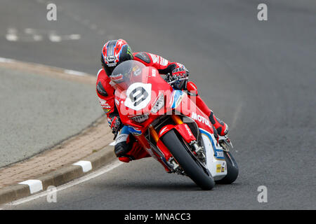 Portrush, Nordirland. 15 Mai, 2018. Internationale North West 200 Motorrad Rennen, Dienstag freie Praxis; Ian Hutchinson (Honda Racing) während der ersten Superbike Qualifying Quelle: Aktion plus Sport/Alamy leben Nachrichten Stockfoto