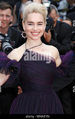 Cannes, Frankreich. 15. Mai 2018. Emilia Clarke die Teilnahme an der 'Solo: ein Star Wars Story' Premiere während der 71St Cannes Film Festival im Palais des Festivals am 15. Mai 2018 in Cannes, Frankreich Quelle: Geisler-Fotopress/Alamy leben Nachrichten Stockfoto