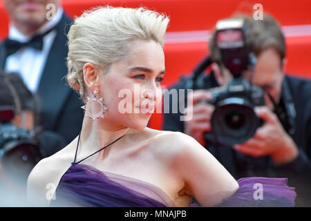 CANNES, Frankreich - 15. Mai: Schauspielerin Emilia Clarke besucht die Europäische Premiere von 'Solo: ein Star Wars Geschichte" im Palais des Festivals am 15. Mai 2018 in Cannes, Frankreich Quelle: BTWImages/Alamy leben Nachrichten Stockfoto