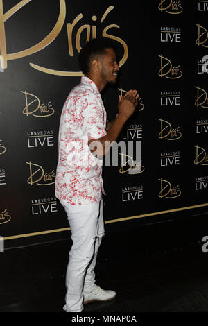 Las Vegas, Nevada, USA. 16 Mai, 2018. Sänger Trey Songz führt LIVE im Grand Saison Eröffnung von SWIM NACHT in Drai's Beachclub am 15. Mai 2018 in Las Vegas, Nevada Credit: Marcel Thomas/ZUMA Draht/Alamy leben Nachrichten Stockfoto