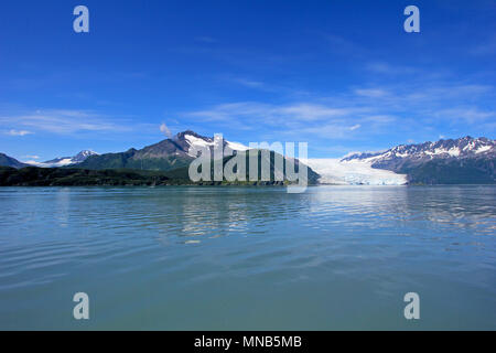 Eiszeitliche Fluss in Kenai Fjords, Aialik Gletscher Was ist Teil der großen Harding Eisfeld, Alaska Stockfoto