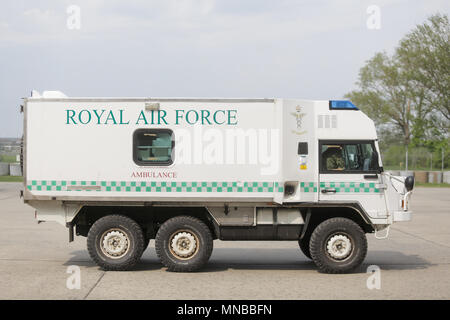 MIHAIL KOGALNICENU, Rumänien - 27. APRIL Royal Air Force Krankenwagen Stockfoto