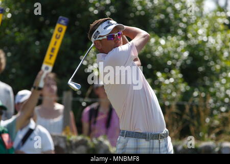 MUIRFIELD, Schottland - Juli 20: Ian Poulter T-Stück, das am 2. Loch in der dritten Runde der Open Championship 2013 in Muirfield Golf Club am 20. Juli 2013 in Schottland. Stockfoto