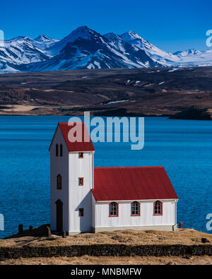 Isländische Kapelle am Ufer des See Thingvallavatn im Thingvellir Nationalpark Stockfoto