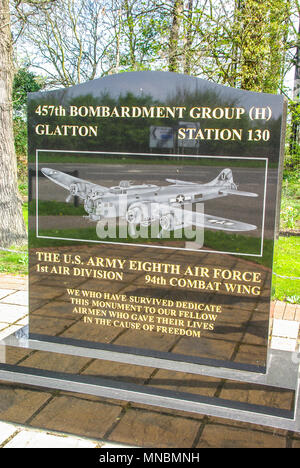 Glatton Air Base Memorial. Royal Air Force Glatton in Cambridgeshire, Großbritannien, wurde von den United States Army Air Forces Achten Air Force Bombern im Zweiten Weltkrieg eingesetzt Stockfoto