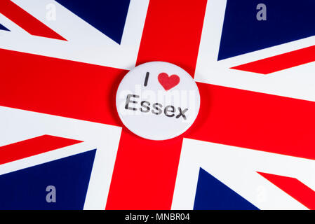 LONDON, UK, 27. APRIL 2018: Ein ich liebe Essex Abzeichen abgebildet über die britische Flagge, am 27. April 2018. Stockfoto