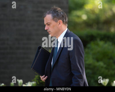 London, Großbritannien. 15. Mai 2018. Julian Smith, Chief Peitsche in Downing Street für die wöchentliche Kabinettssitzung. Stockfoto