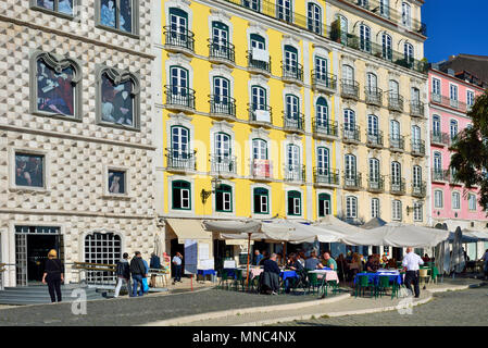 Casa Dos Bicos und eine Straße, Restaurant, Lissabon. Portugal Stockfoto