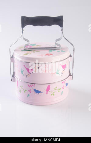 Essen Container Tiffin oder essen Träger auf Hintergrund Stockfoto