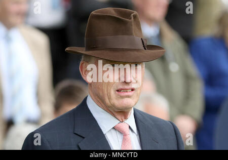 Trainer John gosden während des Tages eine der 2018 Dante Festival an der Rennbahn von York, York. PRESS ASSOCIATION Foto. Bild Datum: Mittwoch, Mai 16, 2018. Siehe PA Geschichte RACING York. Photo Credit: Simon Cooper/PA-Kabel. Stockfoto