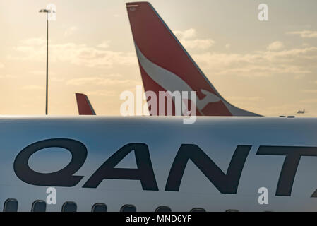 Einer Seite für Bild mehrerer Qantas jets am Flughafen von Melbourne an einem sonnigen Nachmittag in Australien Stockfoto