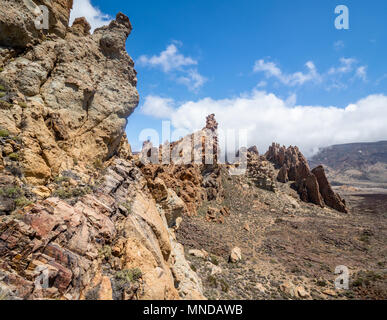 Traumhaft erodiert Zinnen der Roques de Garcia in der Las Canadas Caldera des Teide auf Teneriffa auf den Kanarischen Inseln Stockfoto