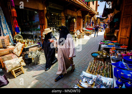 Allgemeine Szene in der Medina in Marrakesch, Marokko, Nordafrika Stockfoto