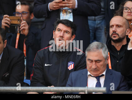 Lyon, Frankreich. 16 Mai, 2018. Fußball, Europa League, Atletico Madrid gegen Olympique Marseille in der groupama Stadion. Atletico Madrid's Head Coach, Diego Simeone, in der steht, weil ein Verbot zu sitzen. Foto: Jan Woitas/dpa Quelle: dpa Picture alliance/Alamy leben Nachrichten Stockfoto