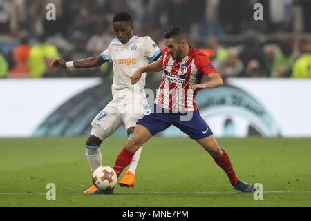 Lyon, Frankreich. 16 Mai, 2018. Bouna Sarr von Marseille und Koke von Atletico Madrid während der UEFA Europa League Finale zwischen Marseille und Atletico Madrid im Parc Olympique Lyonnais am 16. Mai 2018 in Lyon, Frankreich. Credit: PHC Images/Alamy leben Nachrichten Stockfoto