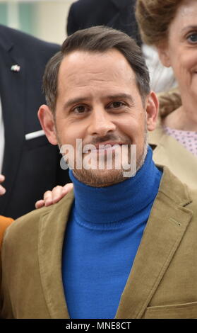 15. Mai 2018, Deutschland, Köln: Schauspieler Moritz Bleibtreu bei einer Pressekonferenz auf dem Set des Films "Ich krieg noch Gedenkbuch in New York" (Lit. Ich war noch niemals in New York" wurde. Foto: Horst Galuschka/dpa Stockfoto