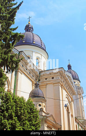 Kirche der Verklärung (Preobrazhenska tserkva) in der Altstadt von Lviv, Ukraine. Es wurde ursprünglich im Jahre 1731 erbaut und wurde im Jahr 1898 restauriert. Lvi Stockfoto