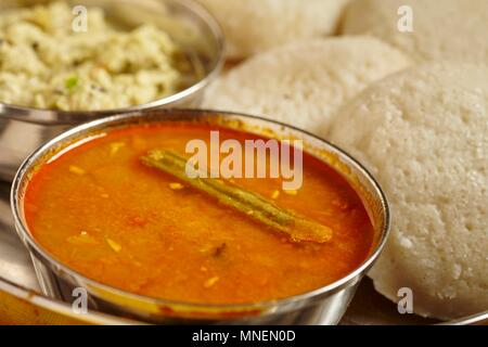 Sambar (Gemüsesuppe, Südindien) Stockfoto