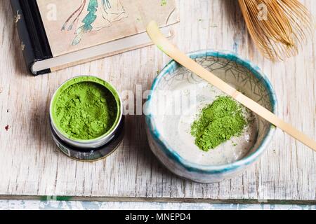 Matcha Tee vorbereitet Stockfoto