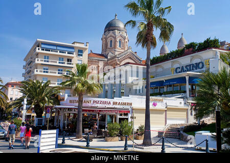 Casino, hinter der Basilika Notre Dame de la Victoire, Saint-Raphaël, Cote d'Azur, Départements Var, Provence-Alpes-Côte d'Azur, Südfrankreich, Frankreich Stockfoto